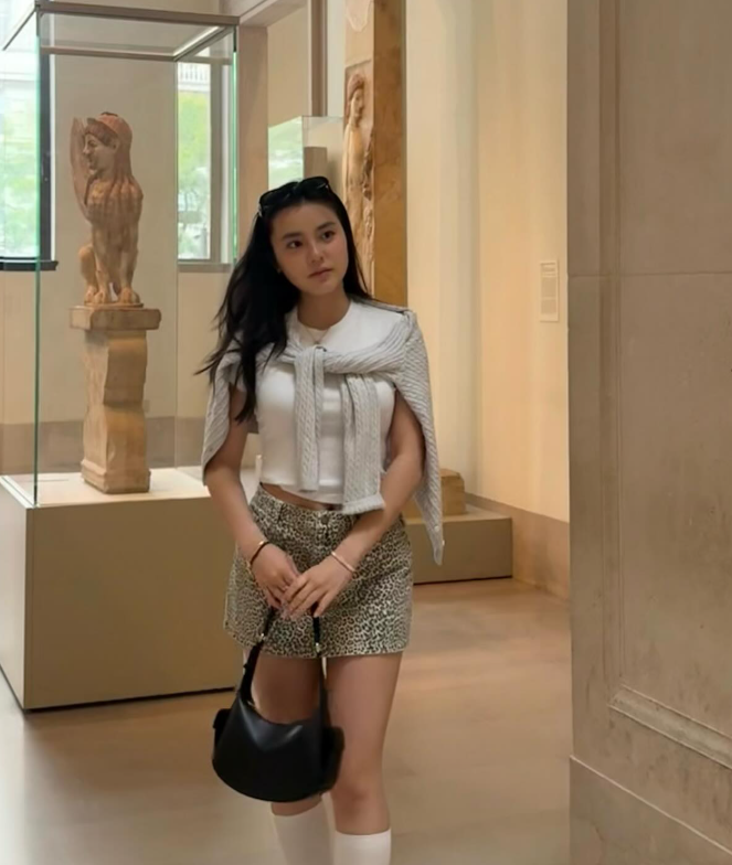 「聲夢少花」姚焯菲暫停歌唱事業赴美升學。