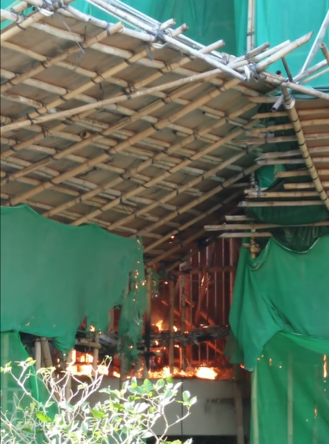 @Threads/ striking_biking