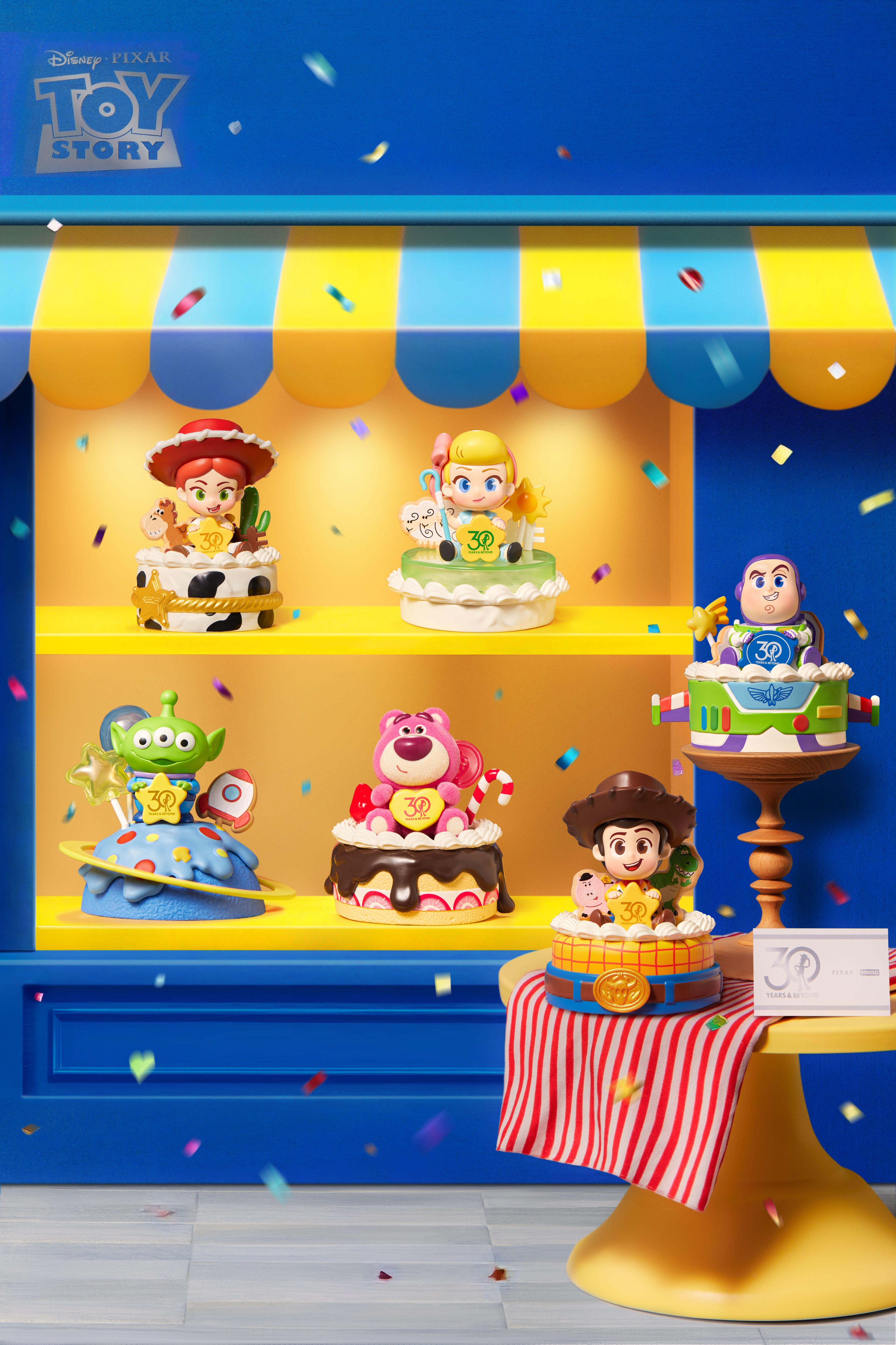 MINISO Toy Story系列:30周年限定盲盒手辦、Lotso公仔及寵物用品等多款人氣商品限量登場。