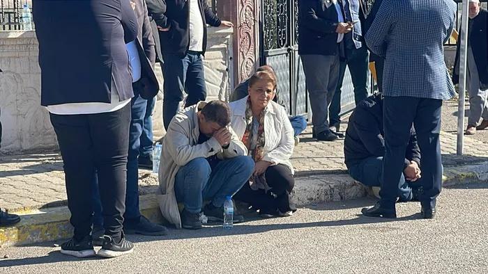 死者家屬:兇手以前所未有的酷刑謀殺。(X)