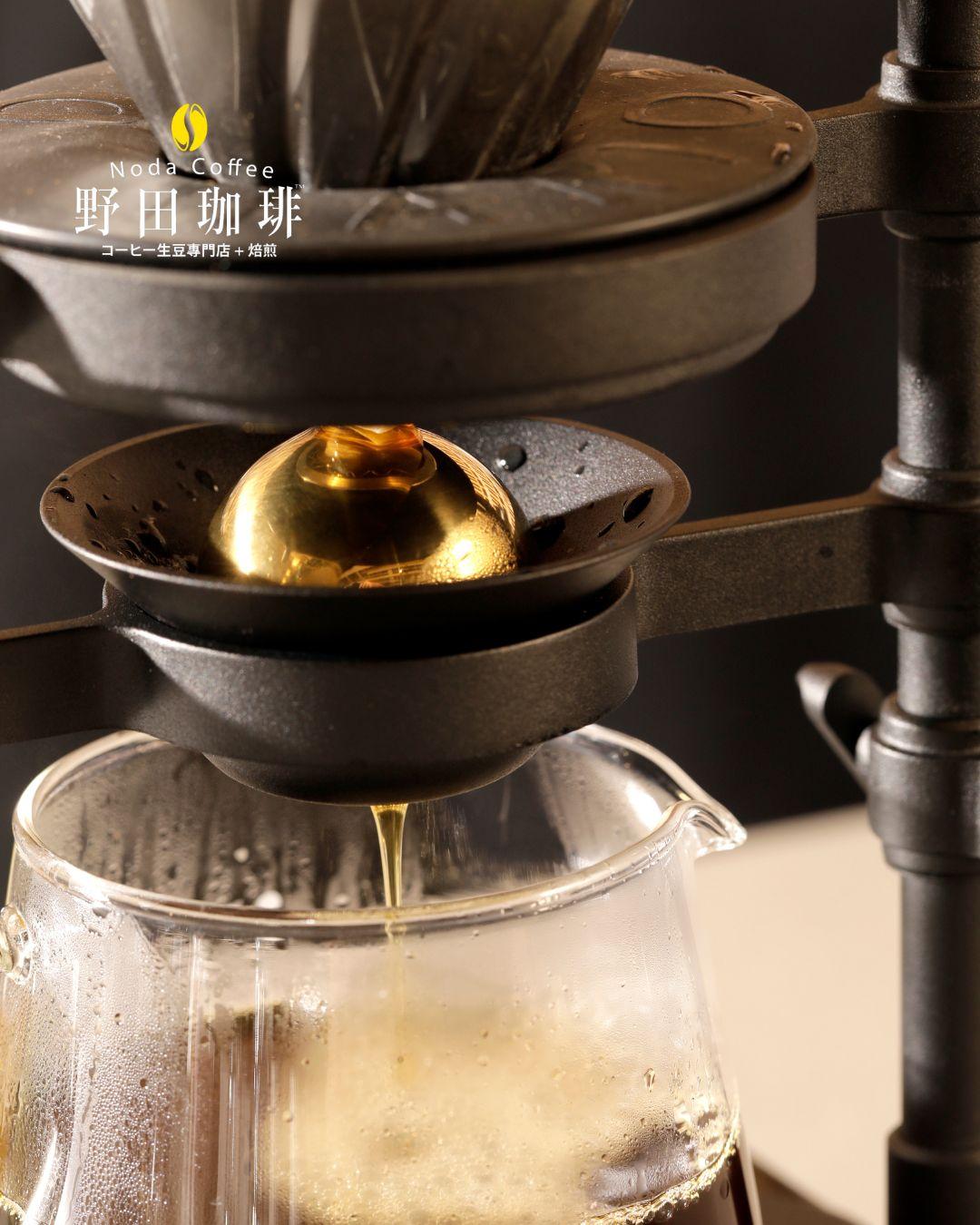 Noda Coffee以「精品咖啡・精品烘焙」為核心,透過小批量生產,確保每一杯咖啡的風味與品質。