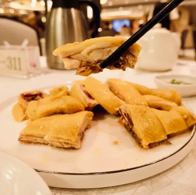 茶皇殿清遠走地雞