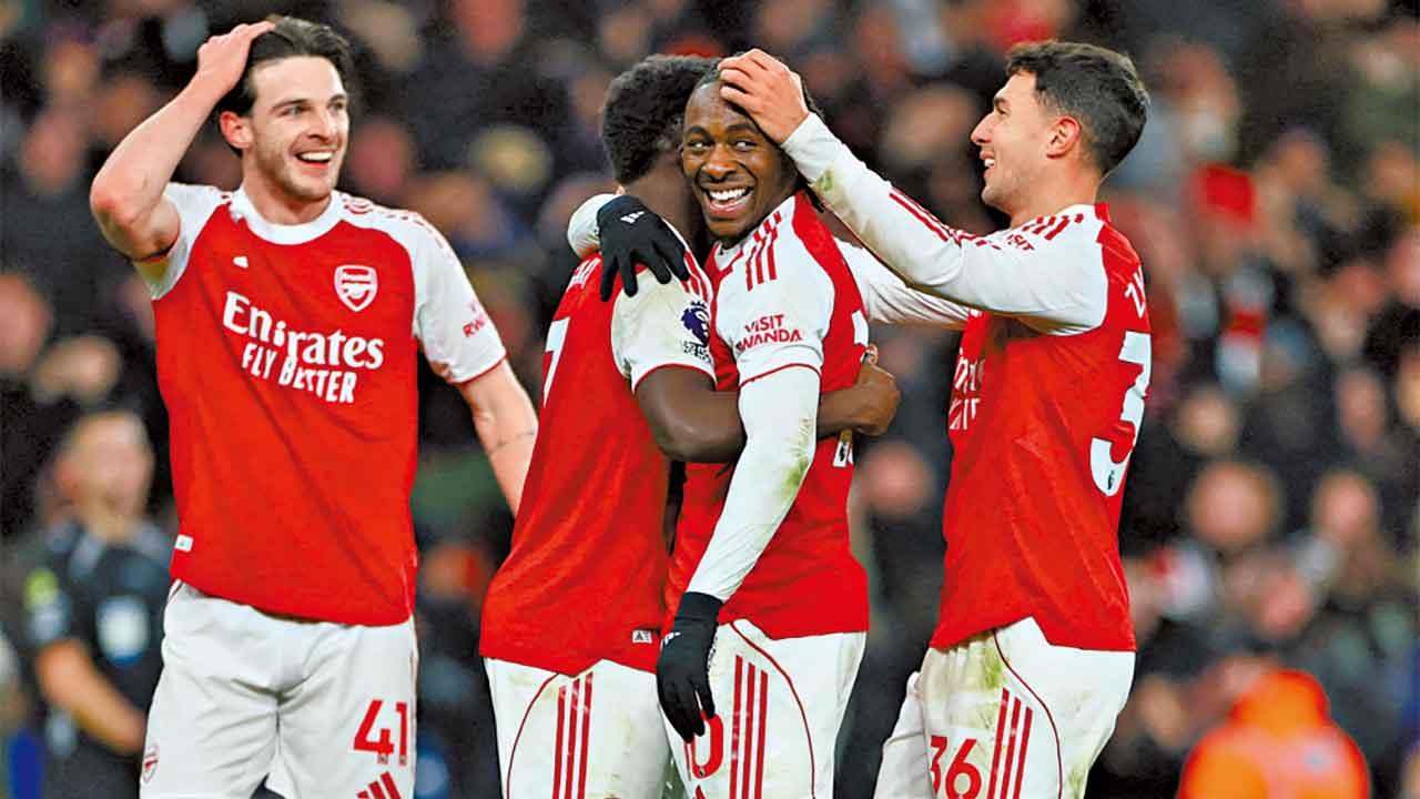 伊比爾治伊斯火熱。