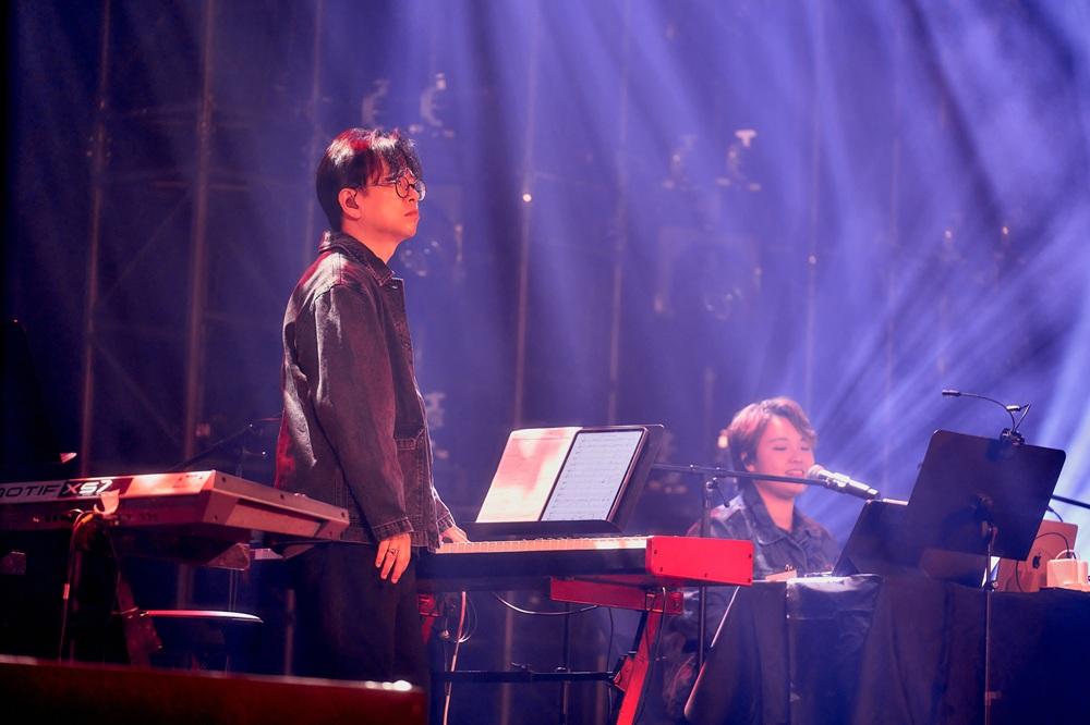 RubberBand台北演唱會 6號感動爆喊唱到似胖虎