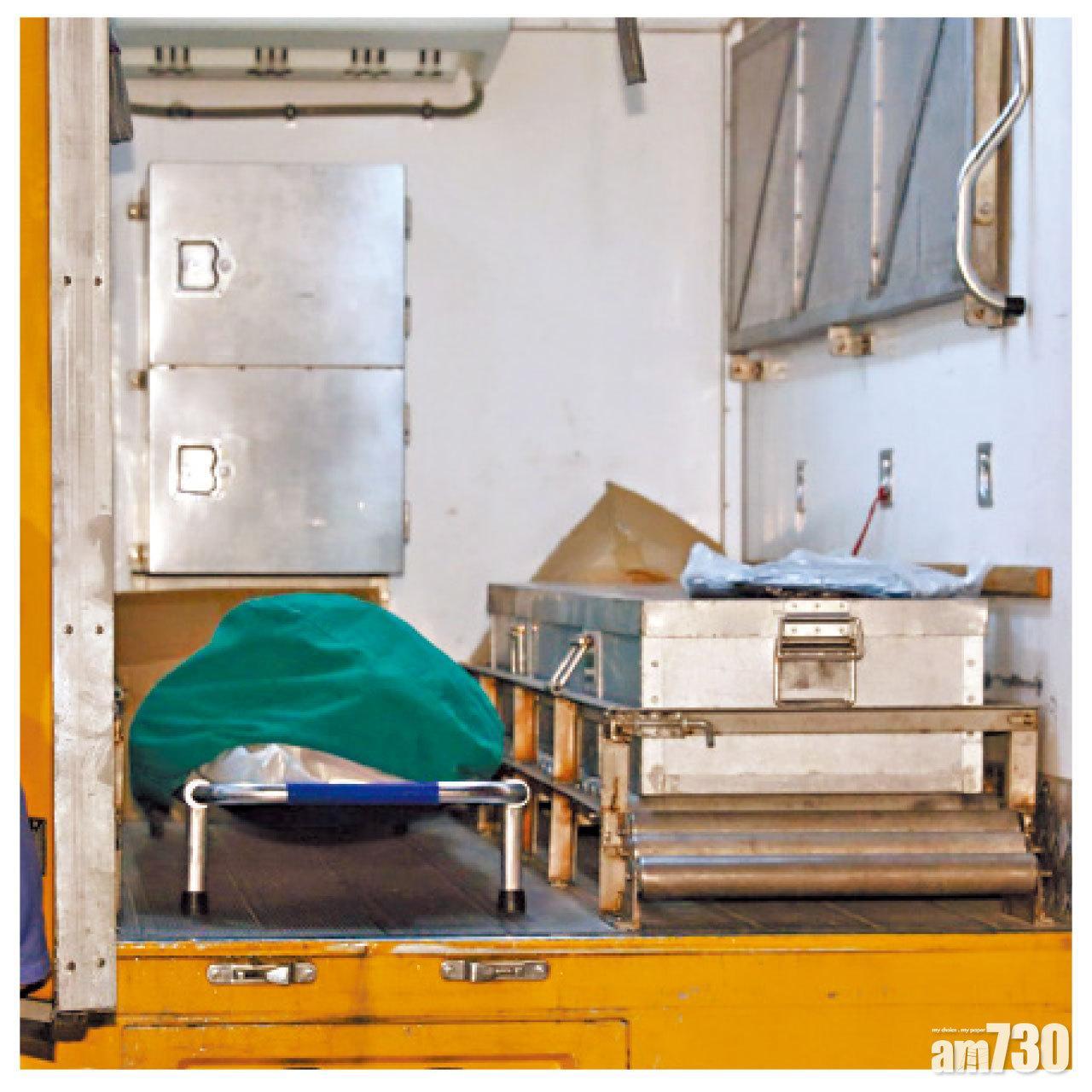 前港大機械工程系前副教授張祺忠,涉於2018年在港大宿舍偉倫堂以電線箍頸殺死妻子,再以自製木箱把屍體藏於行李篋內。(資料圖片)