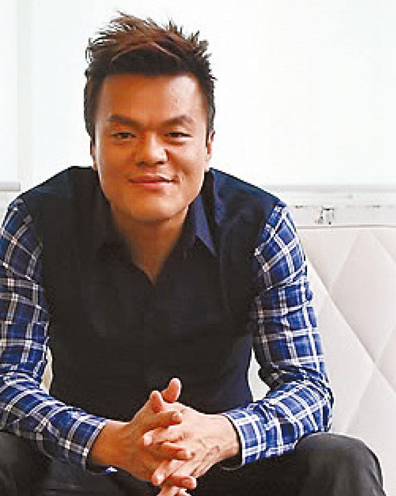 柯煒林被指有JYP(朴軫永)影子。