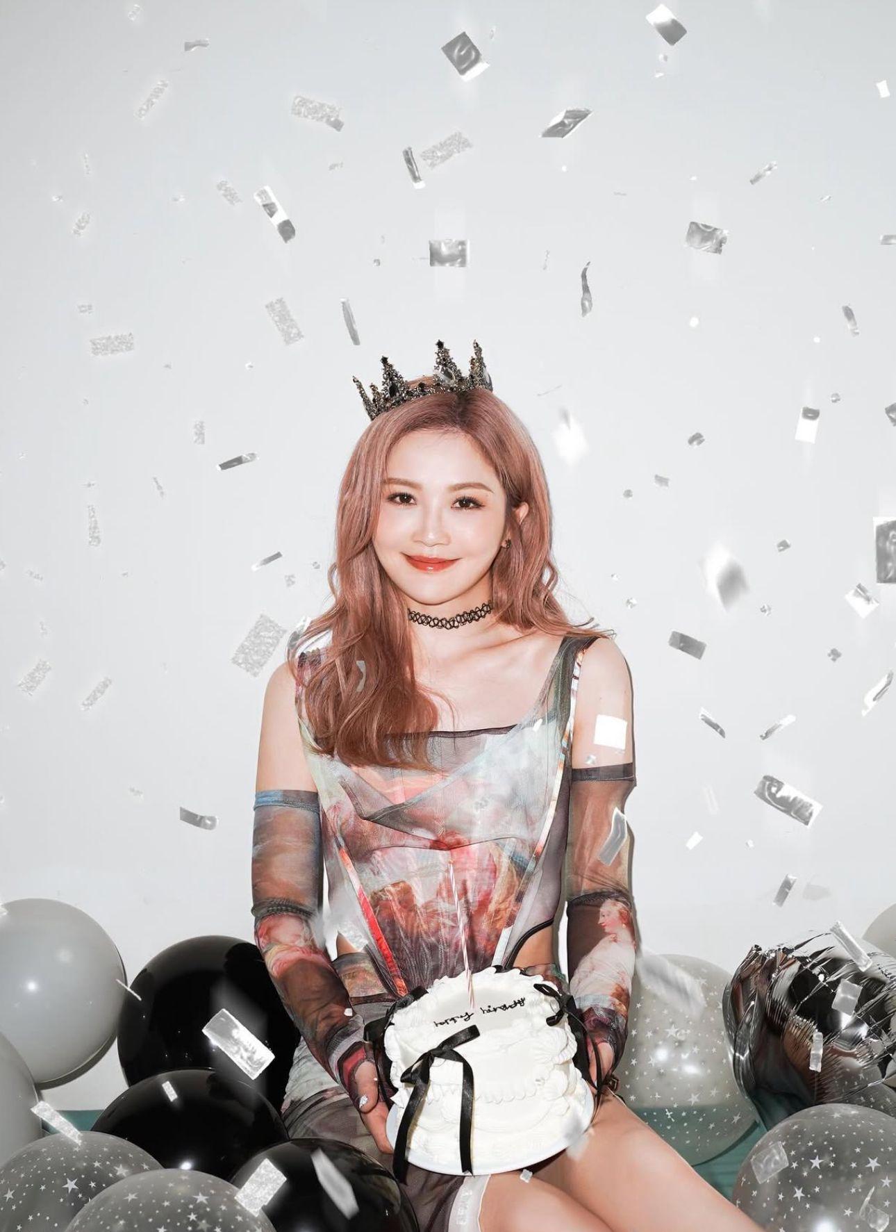 蔡卓妍撰長文慶祝43歲生日。