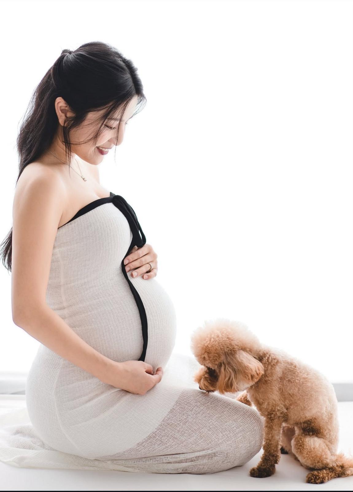 Coffee「卸貨」在即,分享緊張心情。