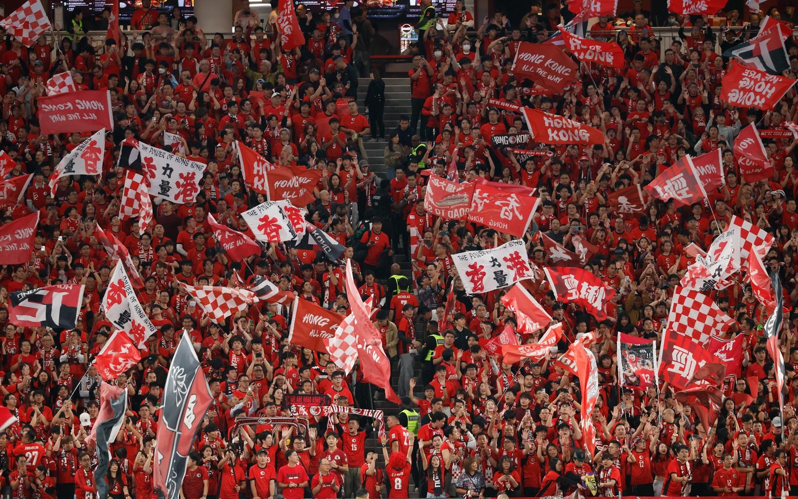 近5萬人入場撐港隊出戰新加坡。(資料圖片)