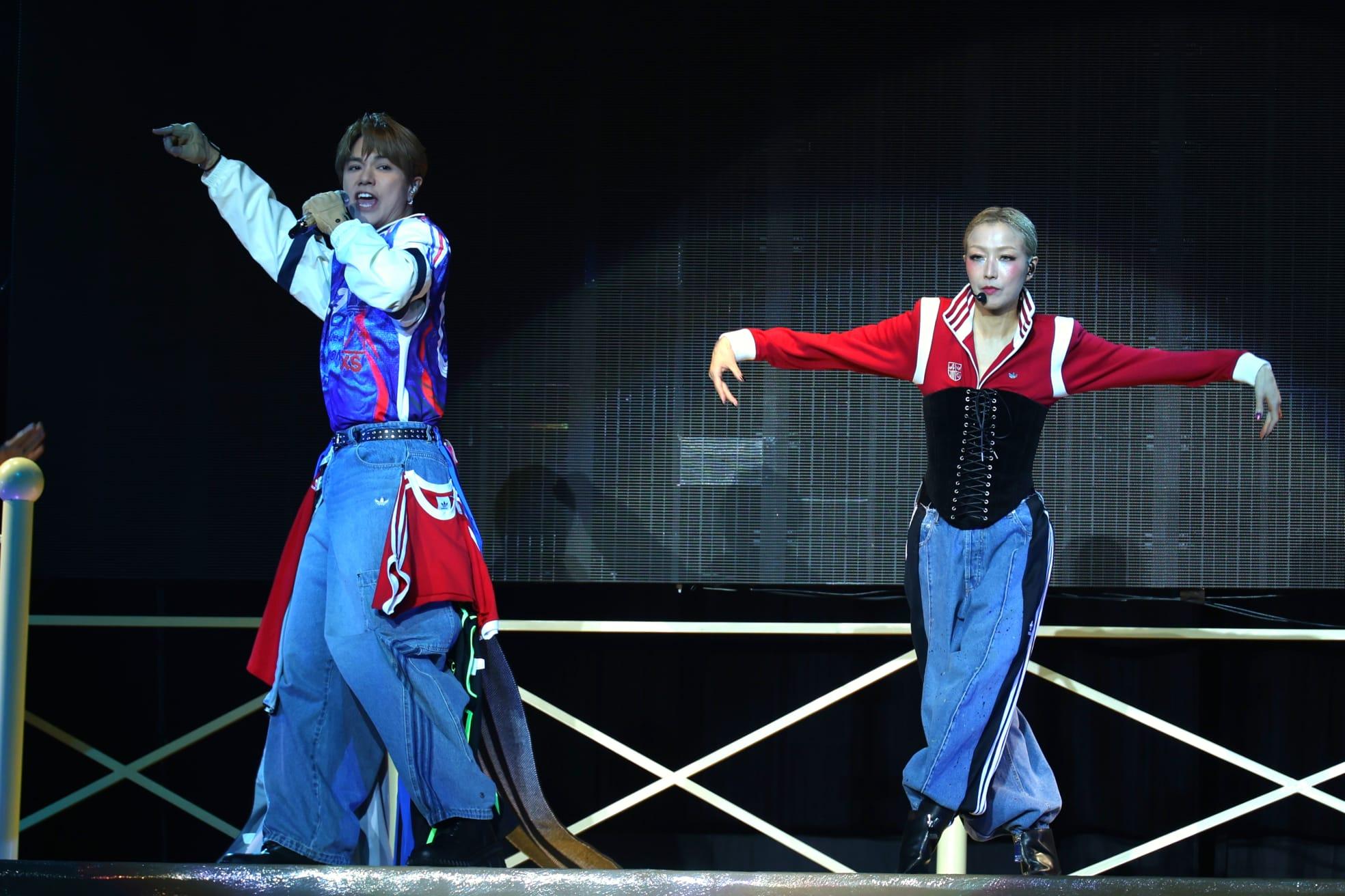 鄭秀文Sammi與張敬軒《Most Wanted 》拉闊音樂會,跳唱《致我們的夢想》掀序幕。(林俊源攝)