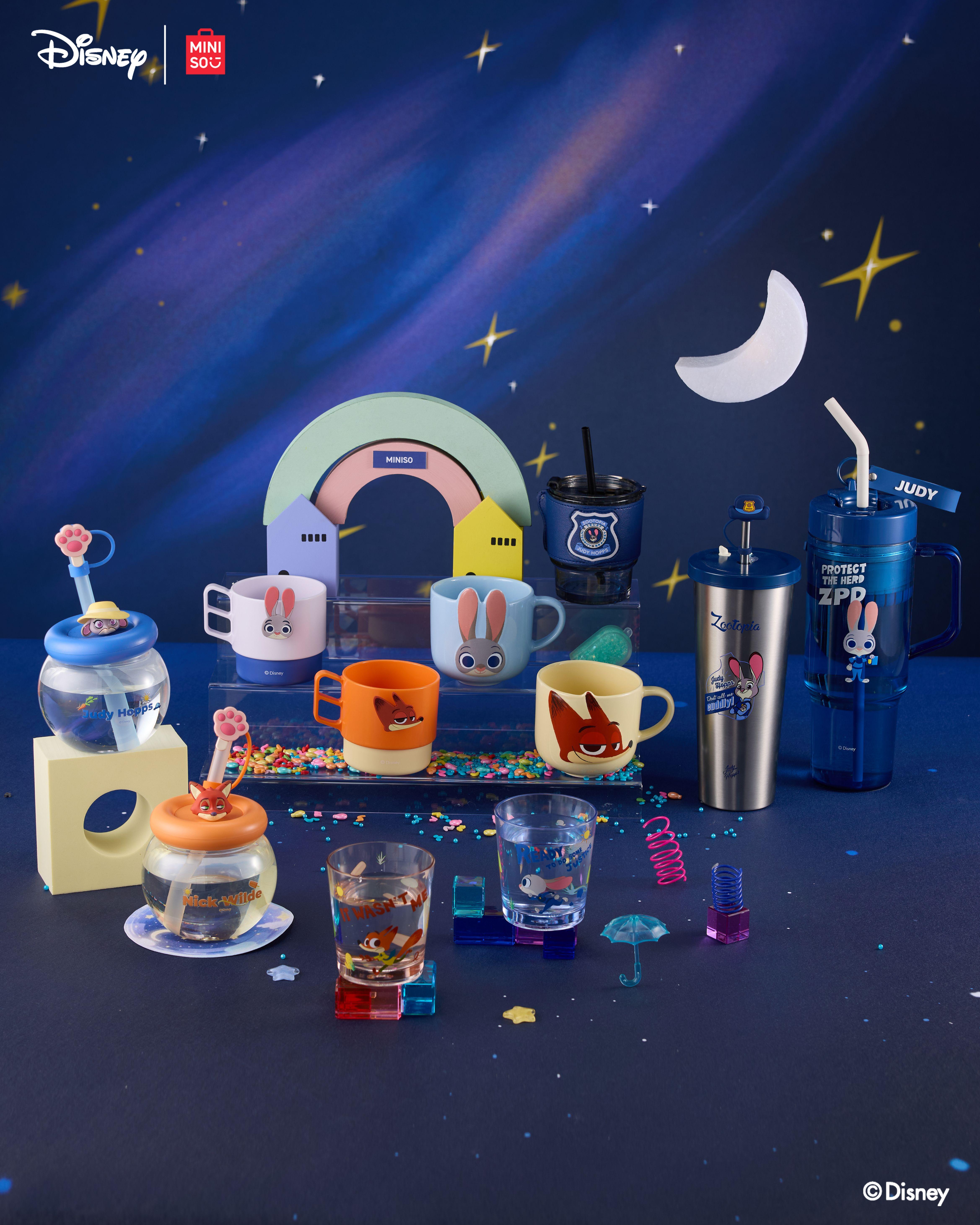 MINISO Zootopia系列產品:集合多款人氣新品及必備單品,包括公仔、盲盒、掛袋、家居用品、寵物用品等,滿足粉絲收藏與實用需求。