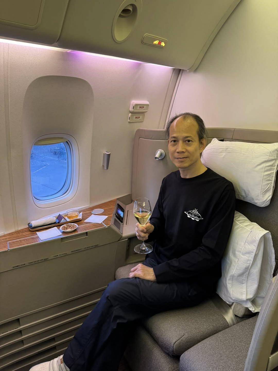 蘇民峰經常到世界各地旅行。