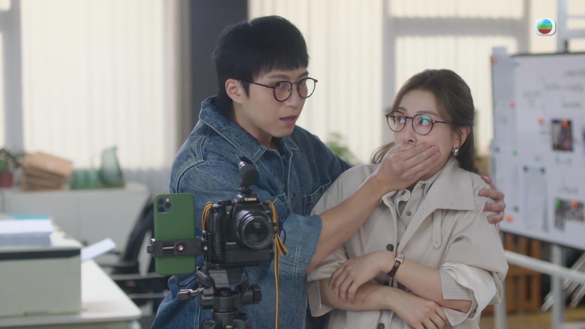 吳業坤與王敏奕互動非常甜蜜。