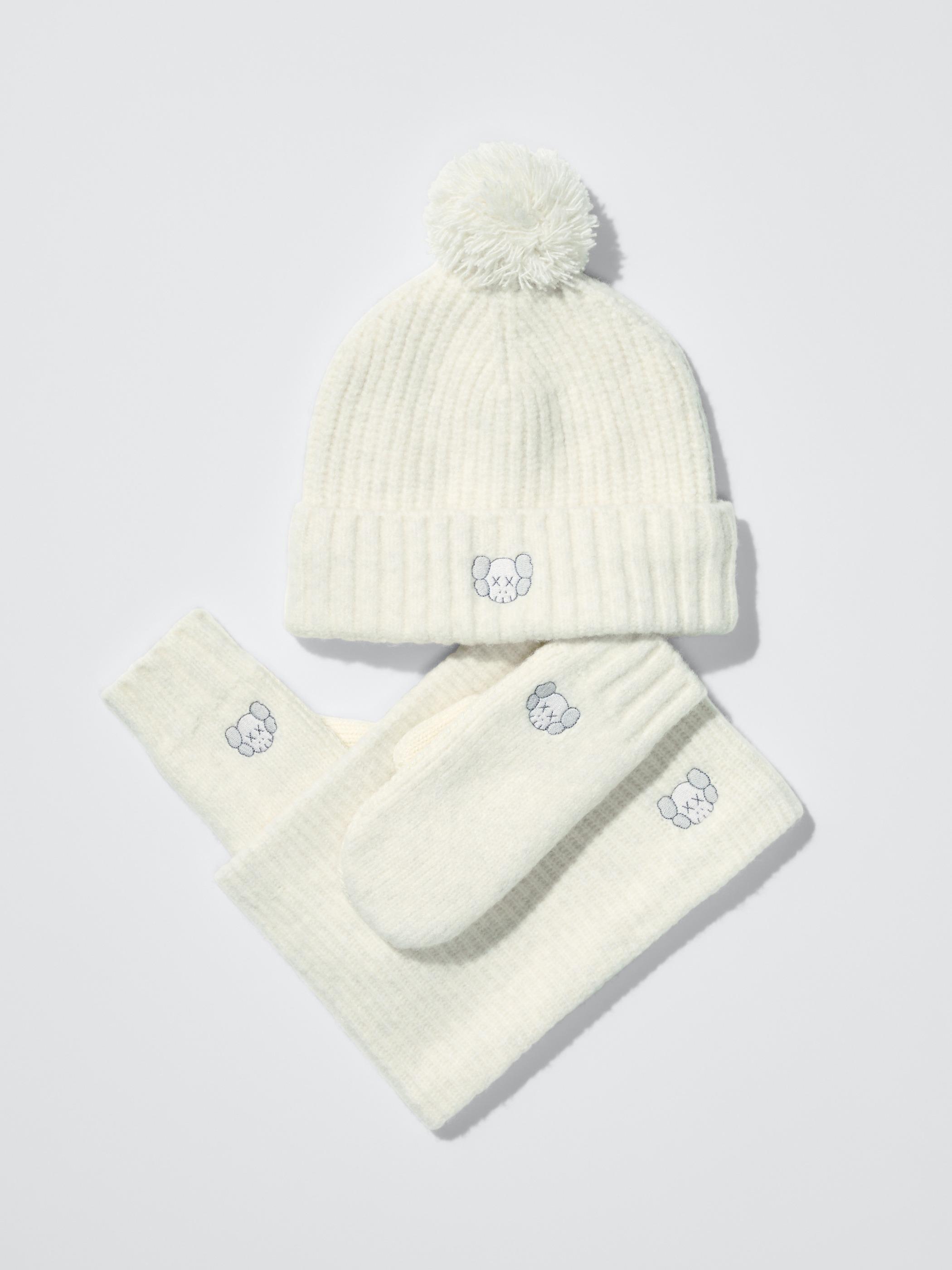 KAWS WINTER 童裝配飾系列