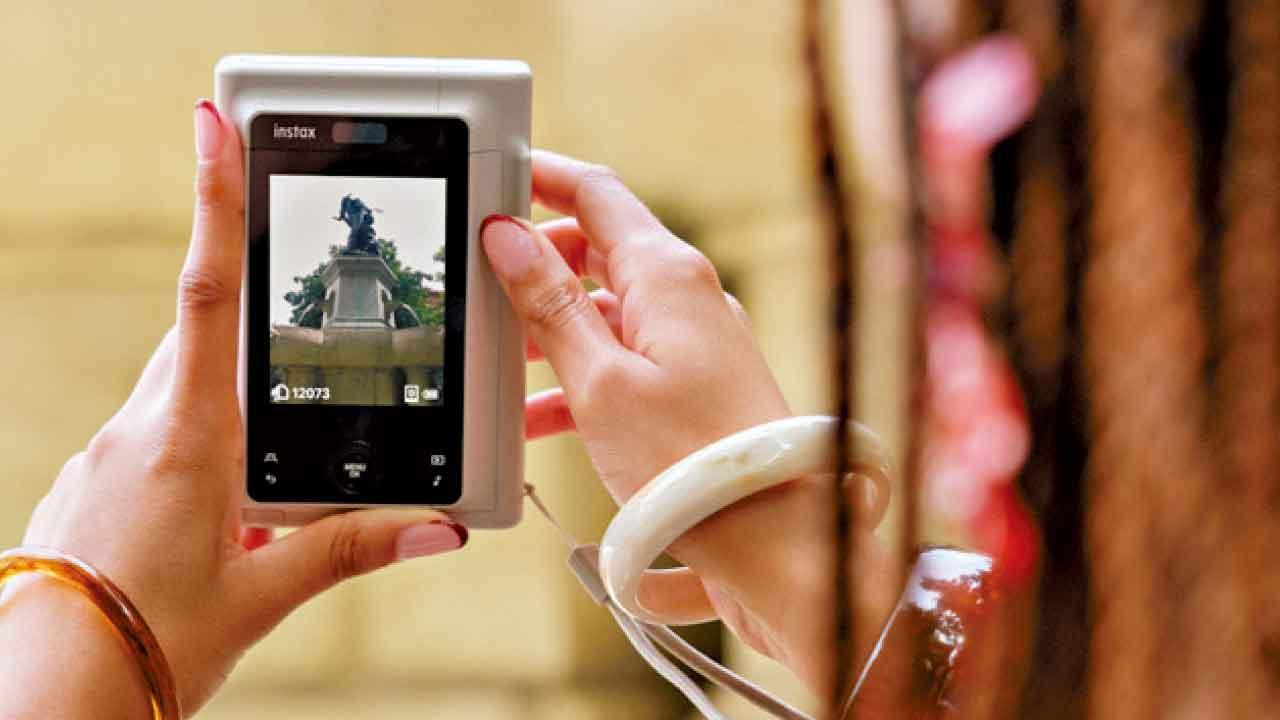 FUJIFILM instax mini LiPlay+