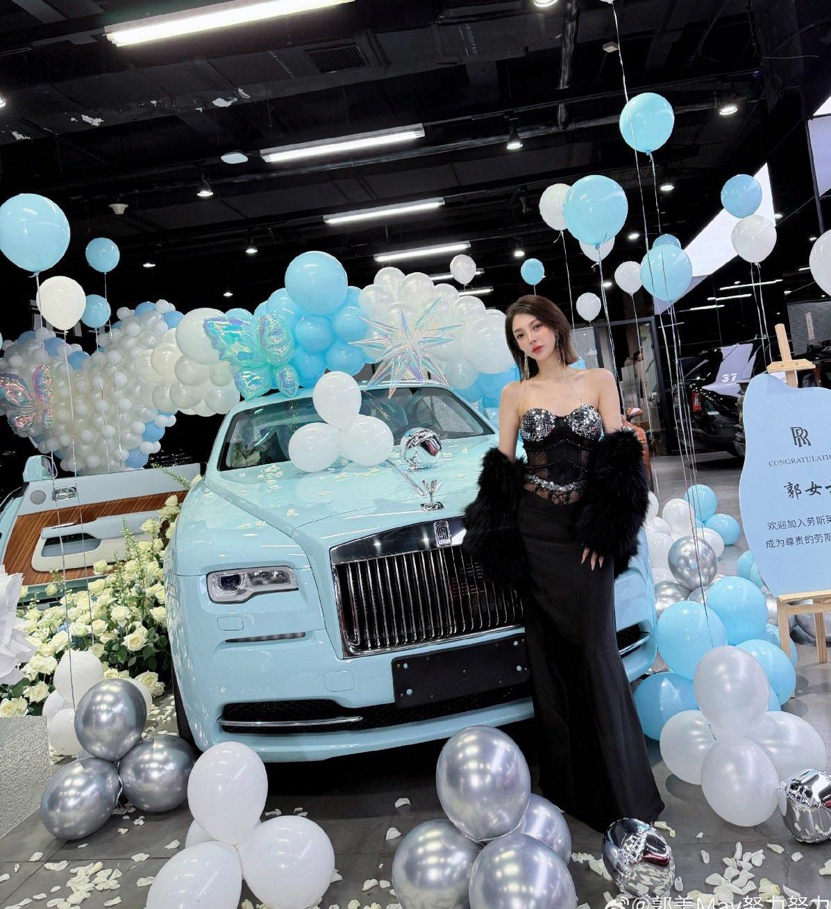 「初代網紅」的郭美美因11月2日的帖文被封鎖微博。