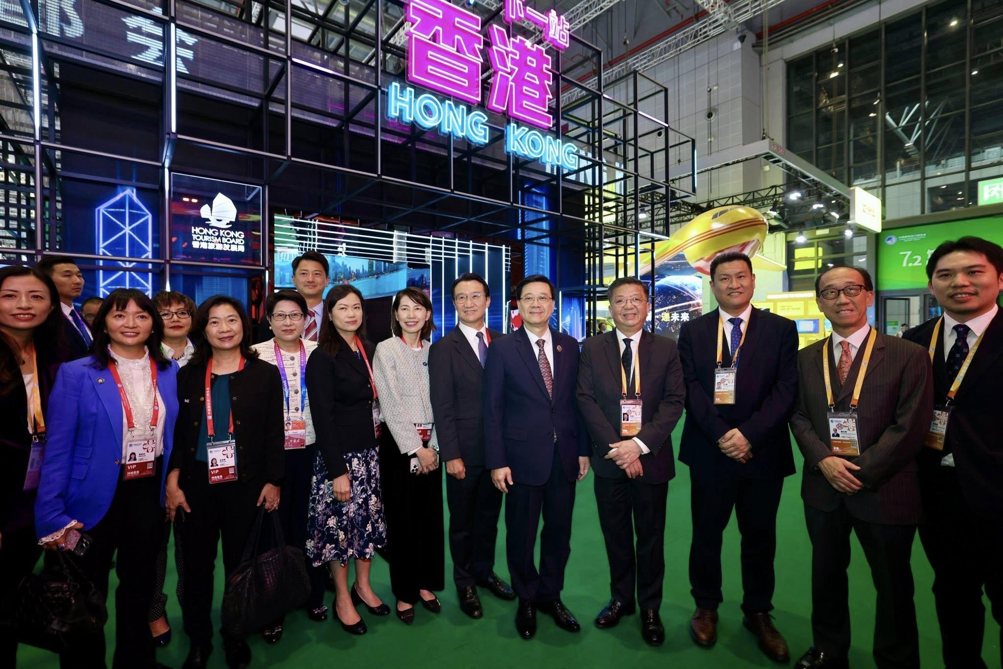 行政長官李家超在上海出席進博會(李家超FB)