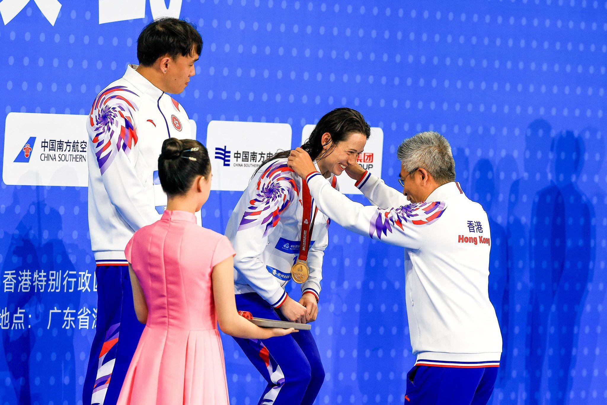 何詩蓓奪得100米自由泳金牌,至今取得兩面全運會金牌。(羅淑佩FB)