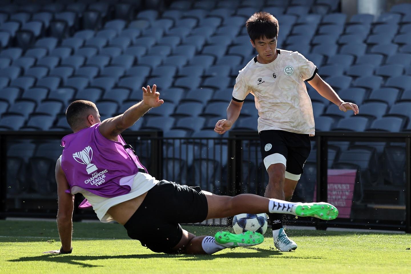大埔足球會出戰亞冠二小組作客澳洲麥克亞瑟,將會在賽事中帶上黑色臂紗作賽,賽事開始前將進行一分鐘默哀。(大埔足球會FB)