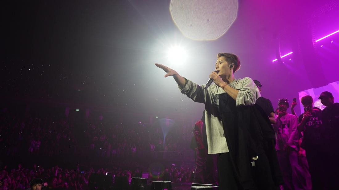 黎芷珊訪問王嘉爾 自嘲冇人識冇master