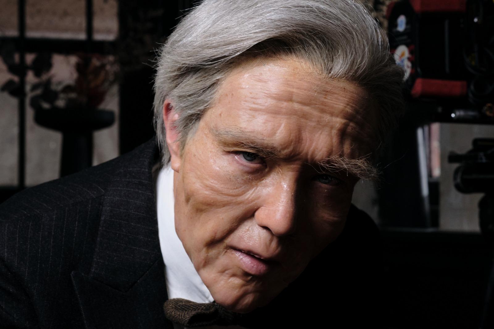 趙浚承為首支粵語單曲挑戰老妝拍MV。