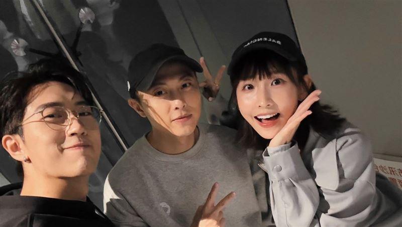 有傳范姜彥豐手握粿粿、王子全裸相擁外遇鐵證。