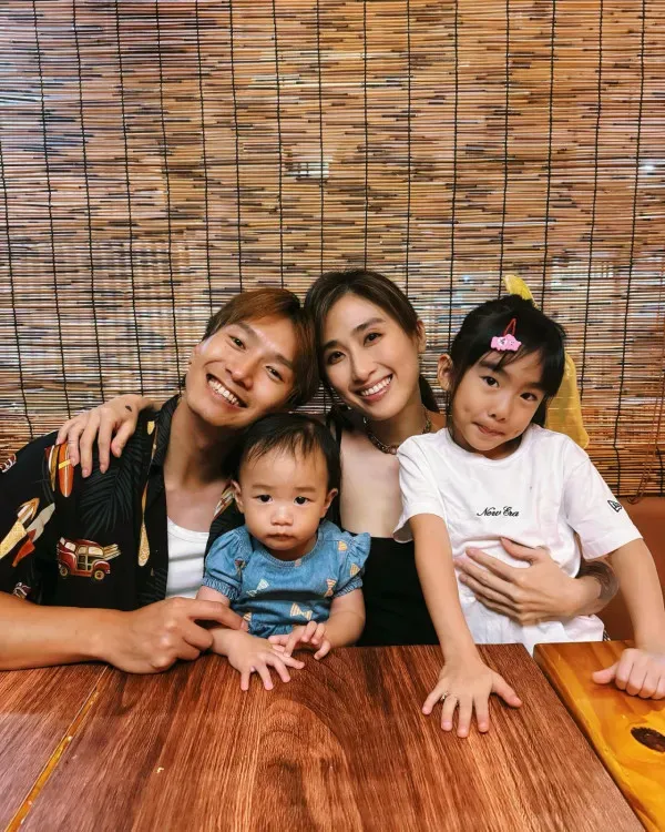 陳柏宇與太太符曉薇育有兩名七歲及兩歲愛女。