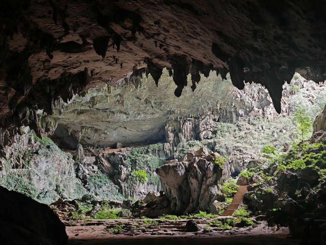 江洲地下長廊被譽為「世界第一長洞」