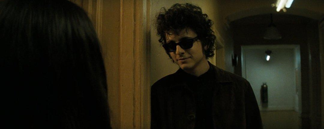 添麥菲放了不少心機,演出Bob Dylan一角。