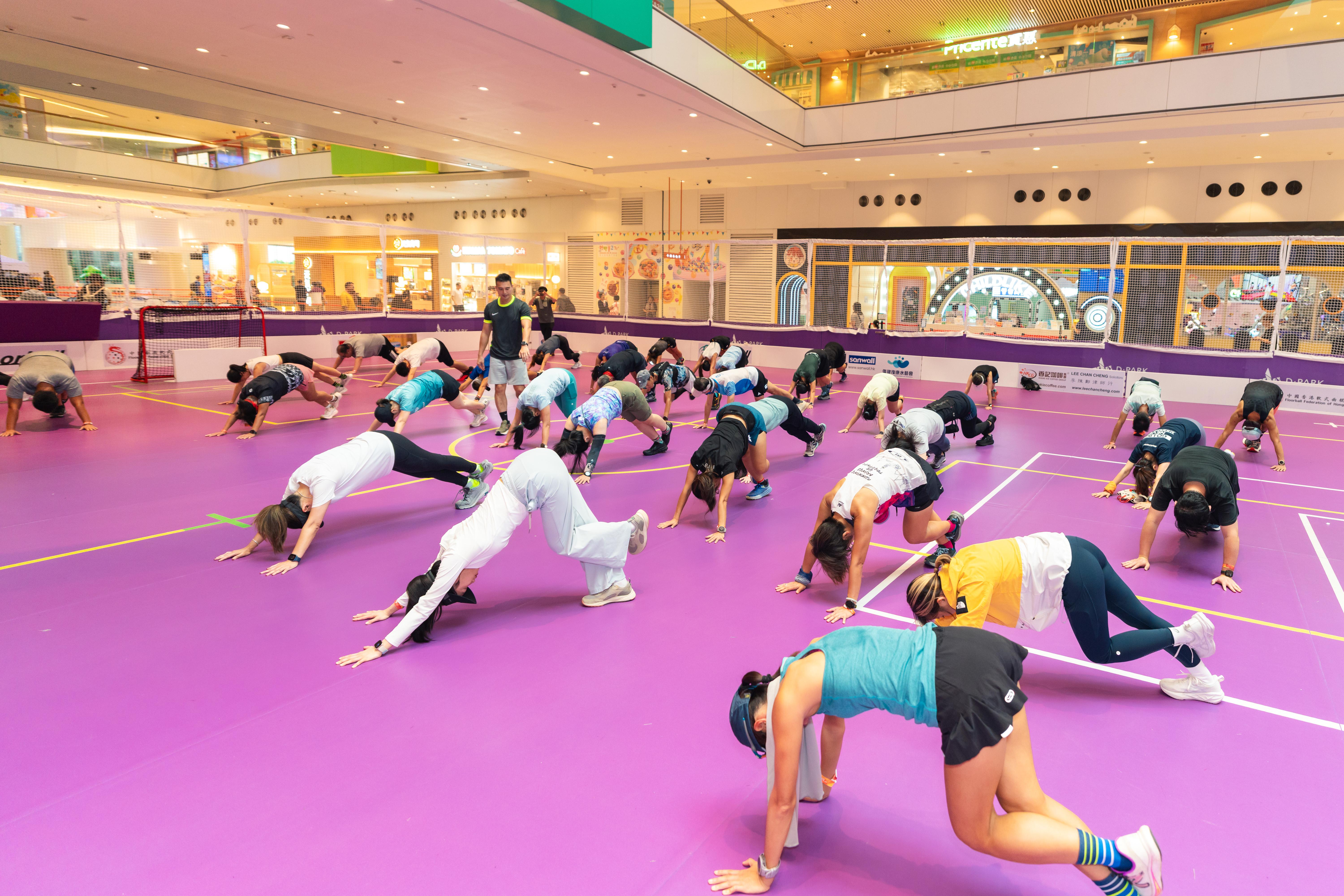 華懋荃運會特別鼓勵樂齡人士及一家大小一同參與,分享經驗促進交流。