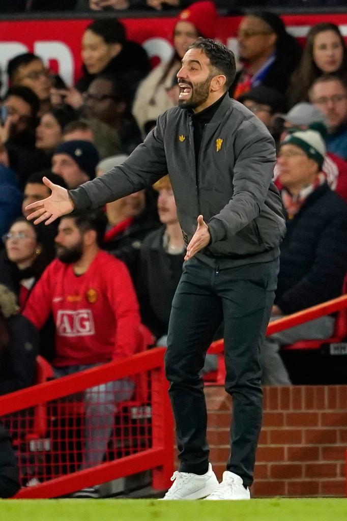 艾摩廉(Ruben Amorim)於曼聯帥位仍是疑問。