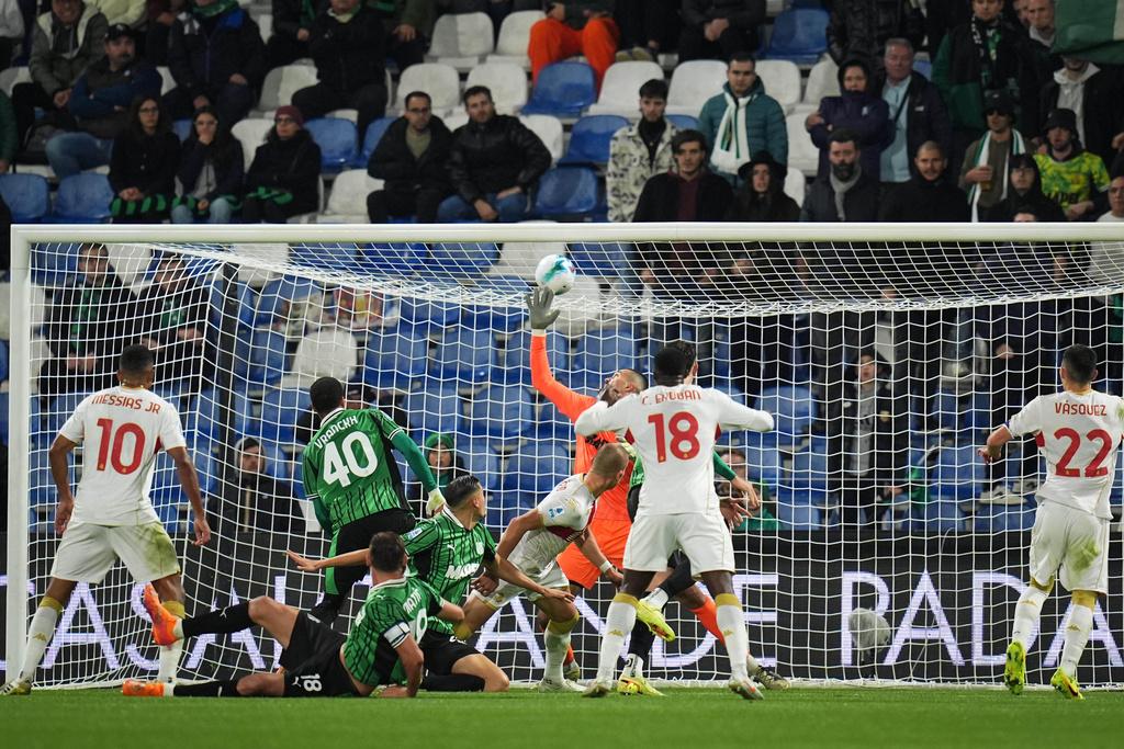 奧斯迪加得為熱拿亞攻入致勝一球。(美聯社)