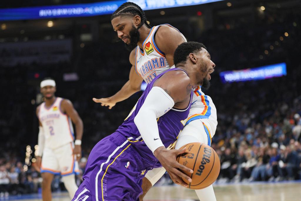 雷霆121:92擊敗湖人。(美聯社)