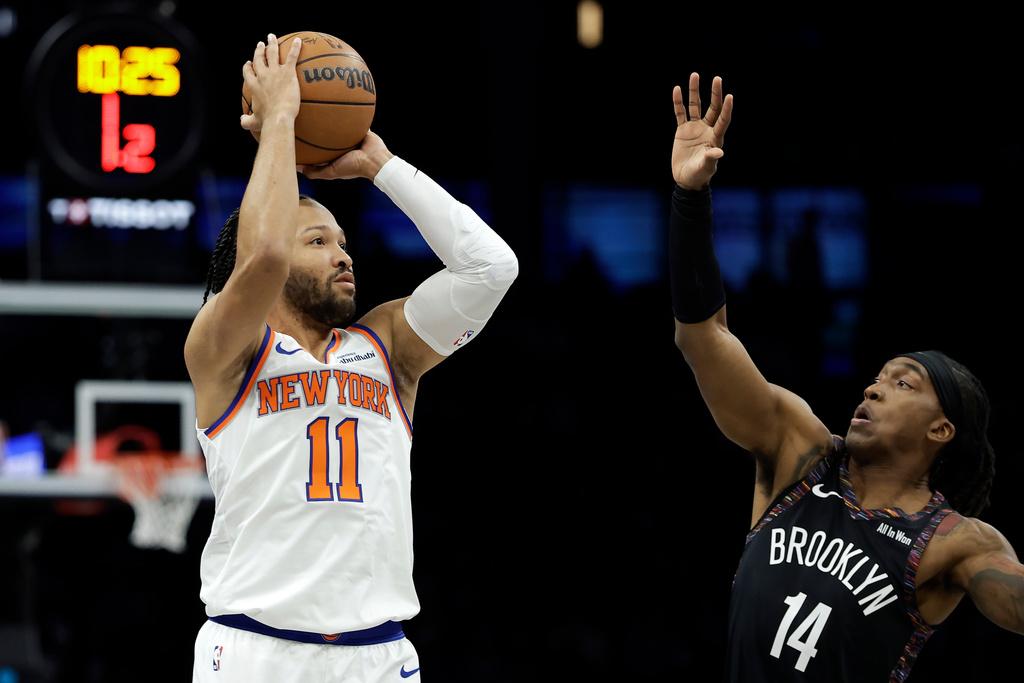 紐約人後衛謝倫般臣(Jalen Brunson)。