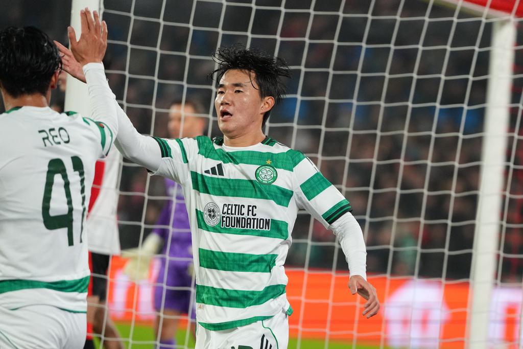 些路迪的南韓翼鋒楊賢俊攻入一球。(美聯社)