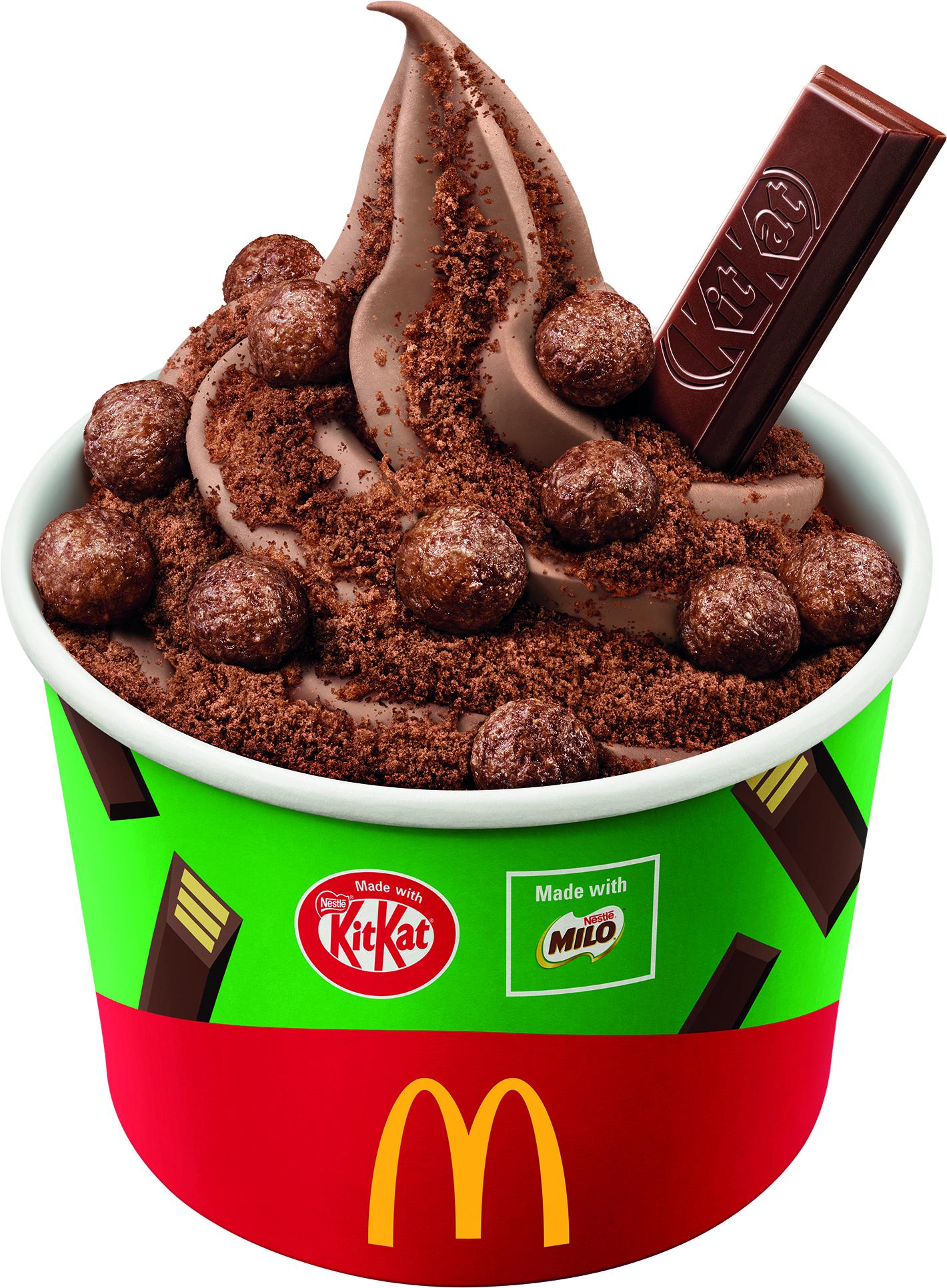 KITKAT®美祿®恐龍芭菲由香濃朱古力威化味新地,搭配日本直送的經典KITKAT®酥脆威化及美祿®獨特朱古力麥芽風味的KITKAT®美祿®朱古力威化,再加上早餐經典美祿®可可球及香濃美祿®麥芽可可粉。