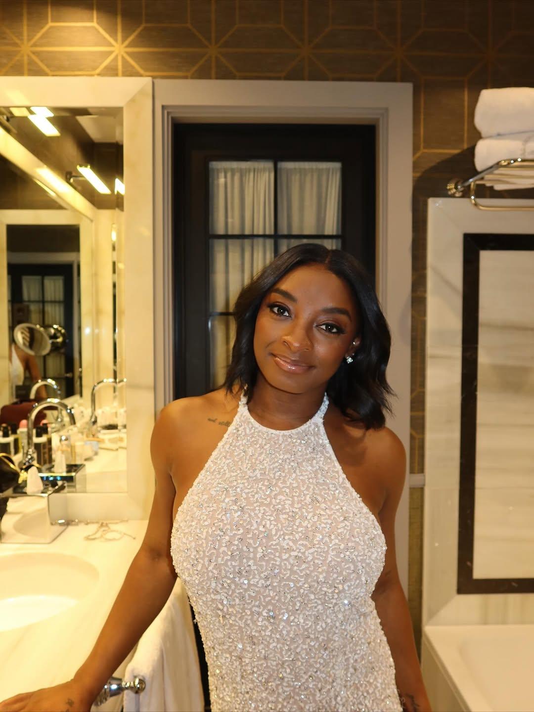 美國體操女王比莉絲(Simone Biles)在今年6月進行了隆胸手術