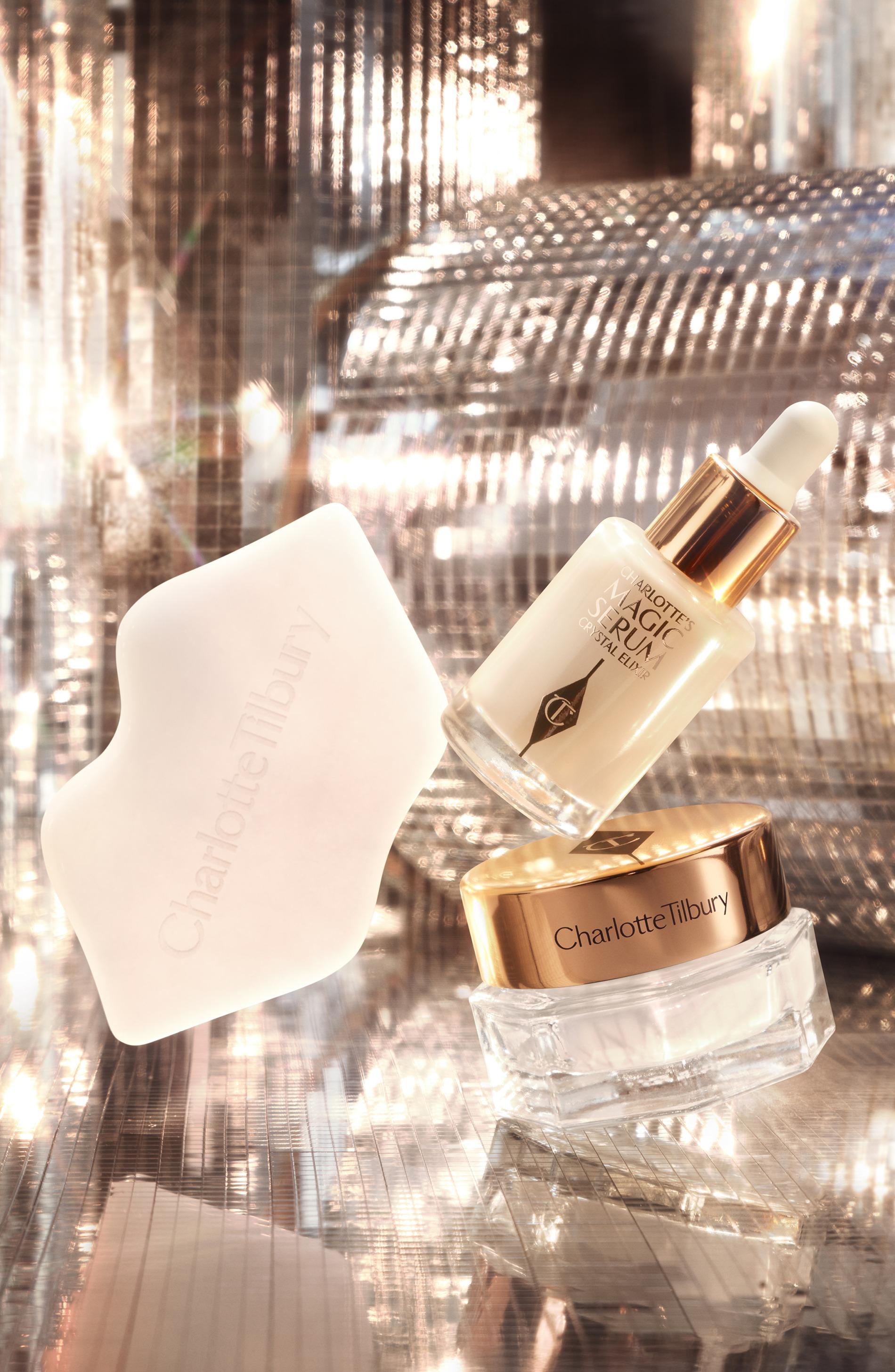聖誕彩妝2025|CHARLOTTE TILBURY迷你魔法彈潤美肌套裝 $500