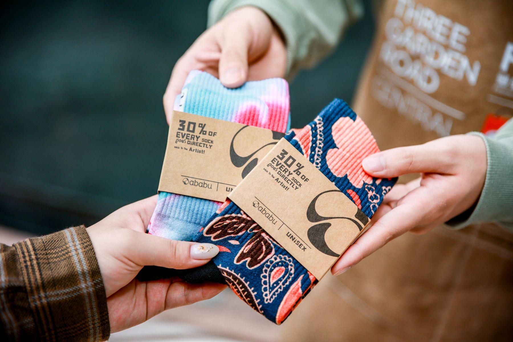 Sababu藝術襪可享超過八五折優惠,市集價$99 (原價$119)