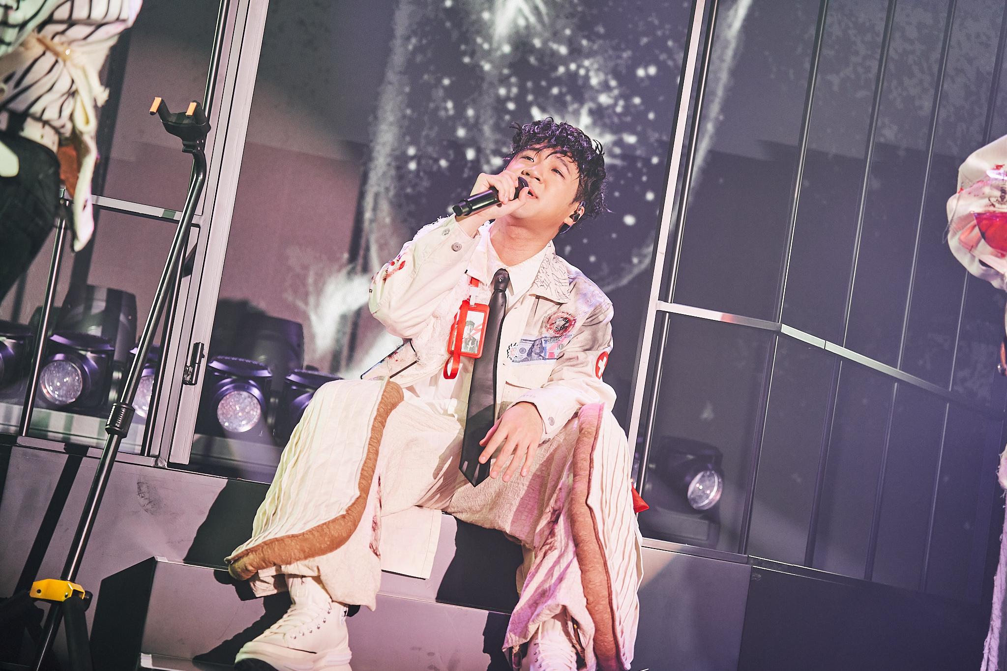 主音Herman,《The Hertz Live In 正常病院 2025》演唱會頭場。(攝:Henry Cheung@seafoodhenry)