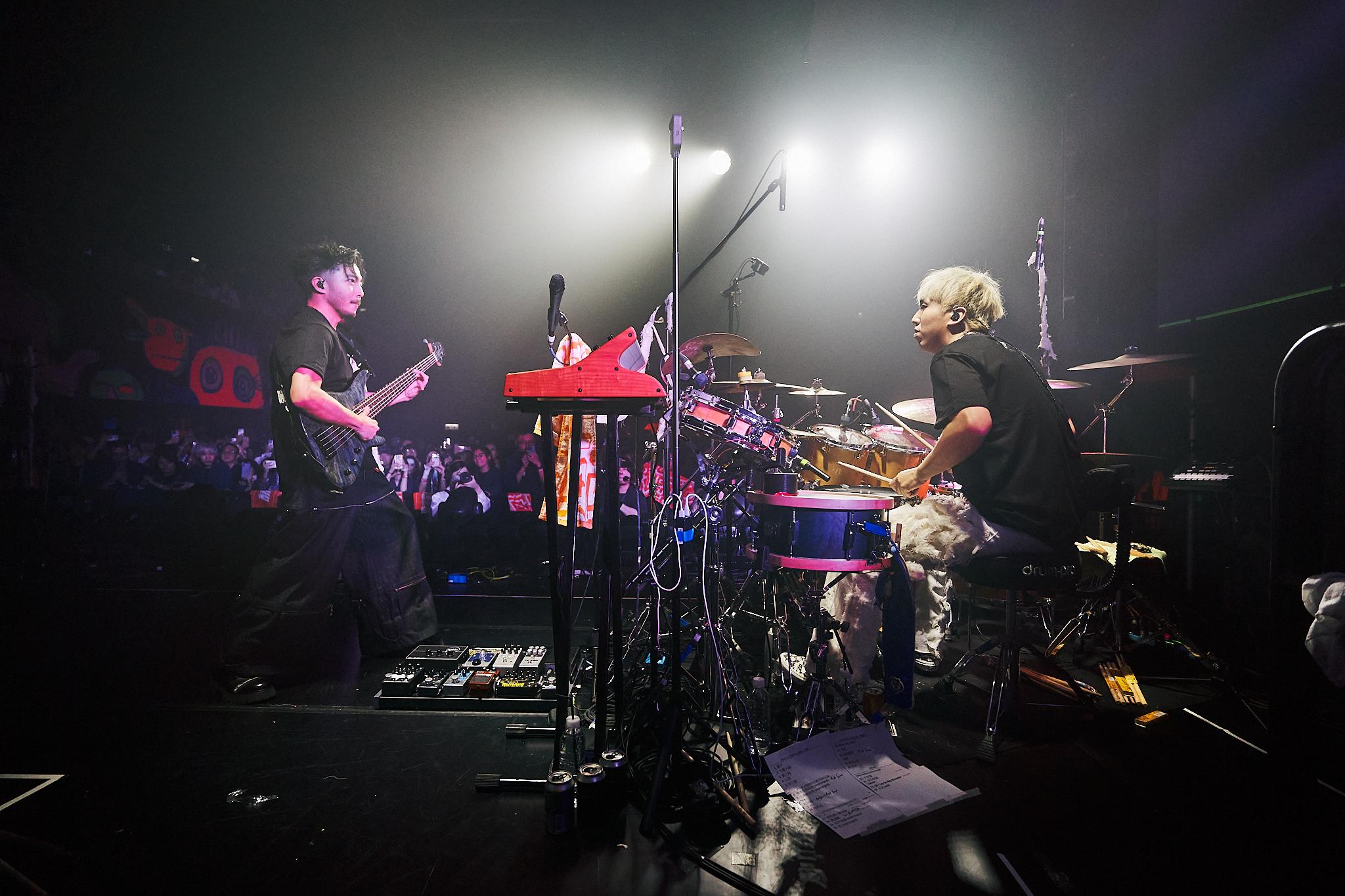 《The Hertz Live In 正常病院 2025》演唱會頭場。(攝:Henry Cheung@seafoodhenry)