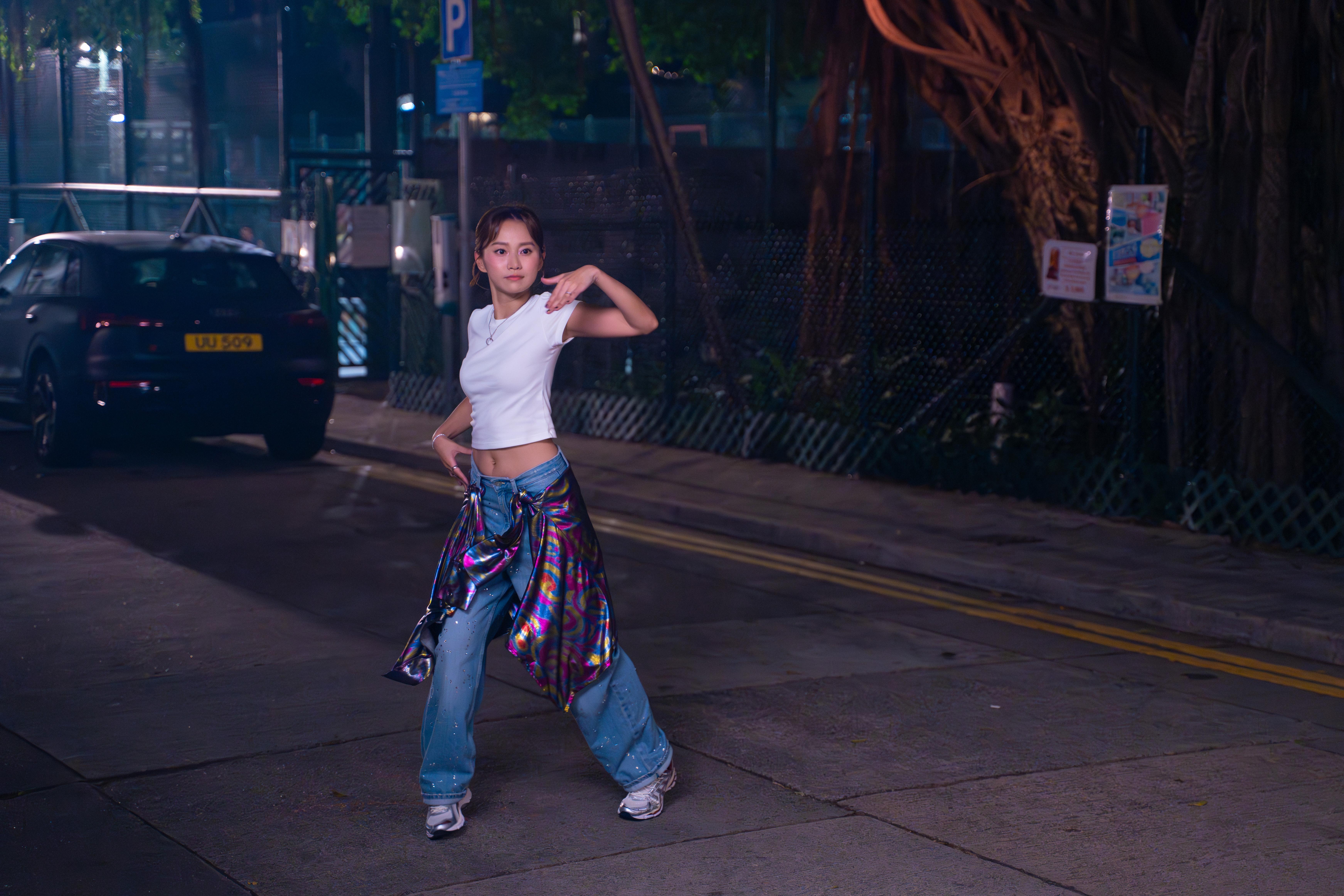 陳健安《伊甸有歌》邀Miki@Cookies出山舞動。