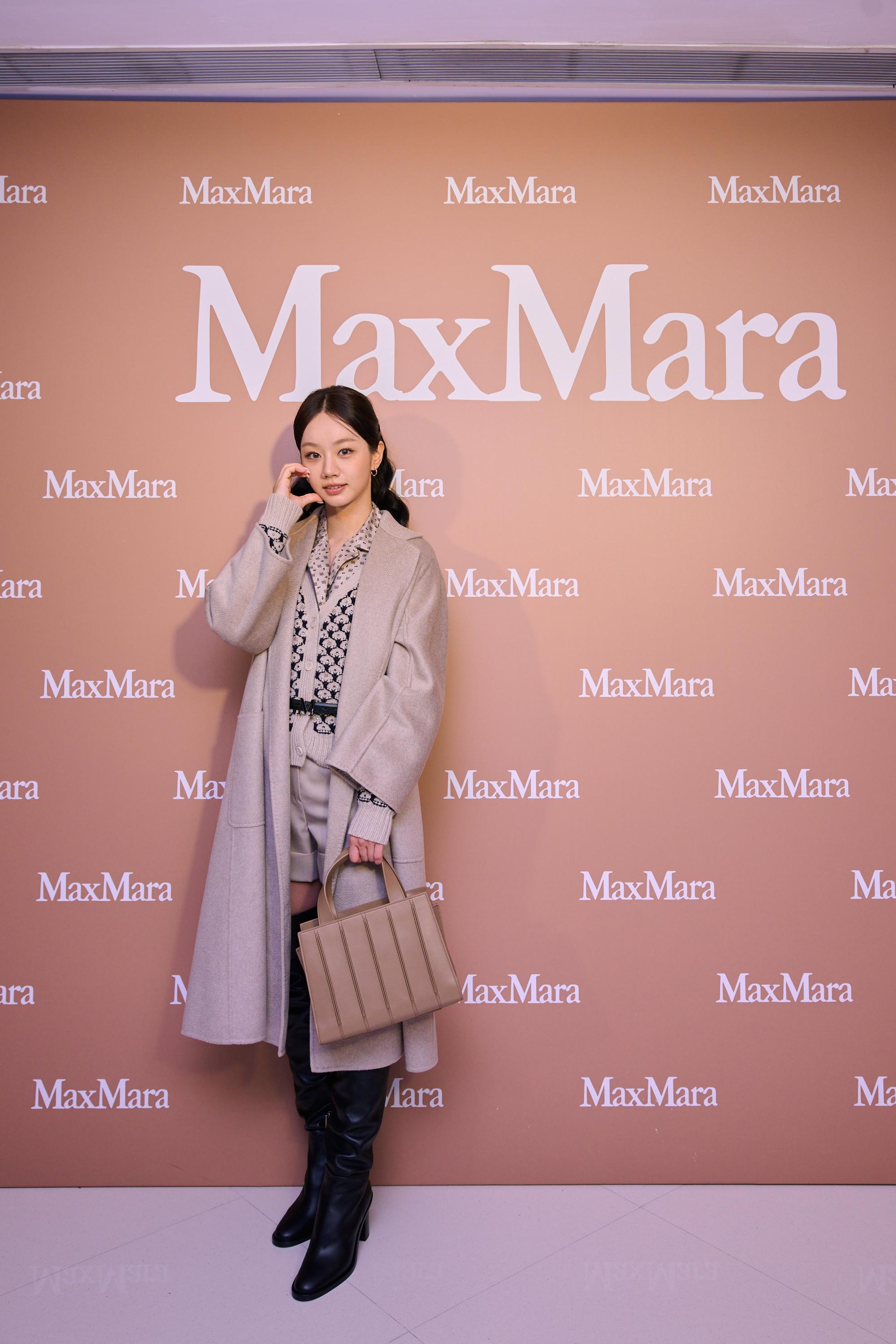 惠利獲時裝品牌邀請出席尖沙咀海港城舉行之公開活動。