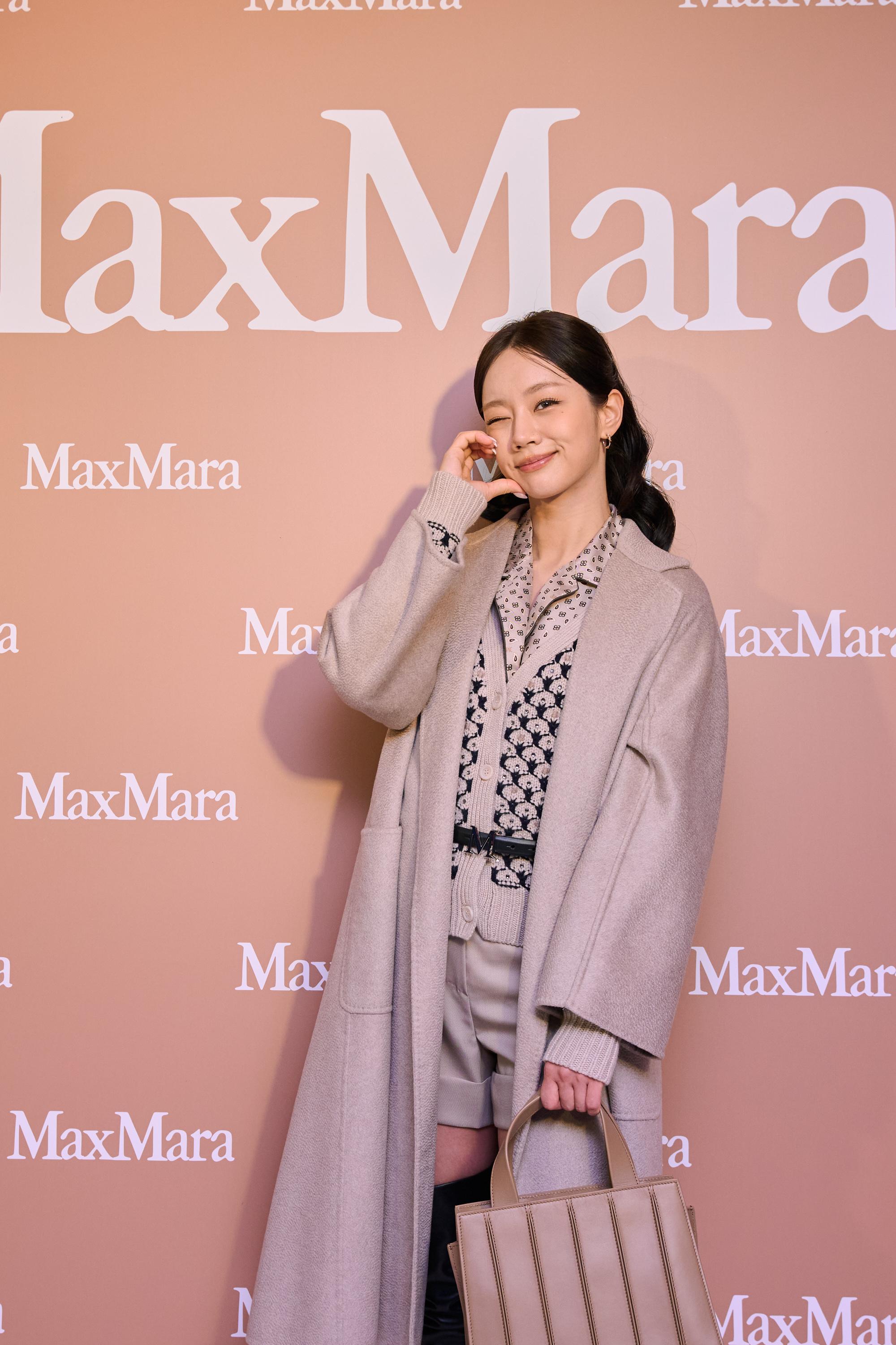 惠利獲時裝品牌邀請出席尖沙咀舉行之公開活動。