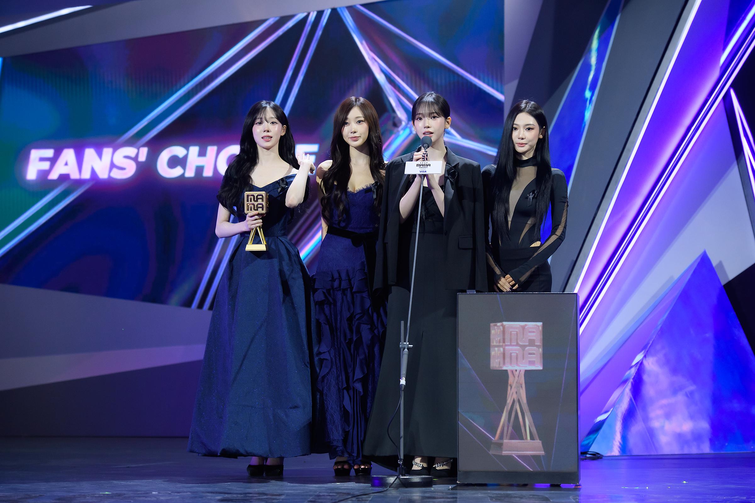 aespa奪「FANS' CHOICE FEMALE」獎。