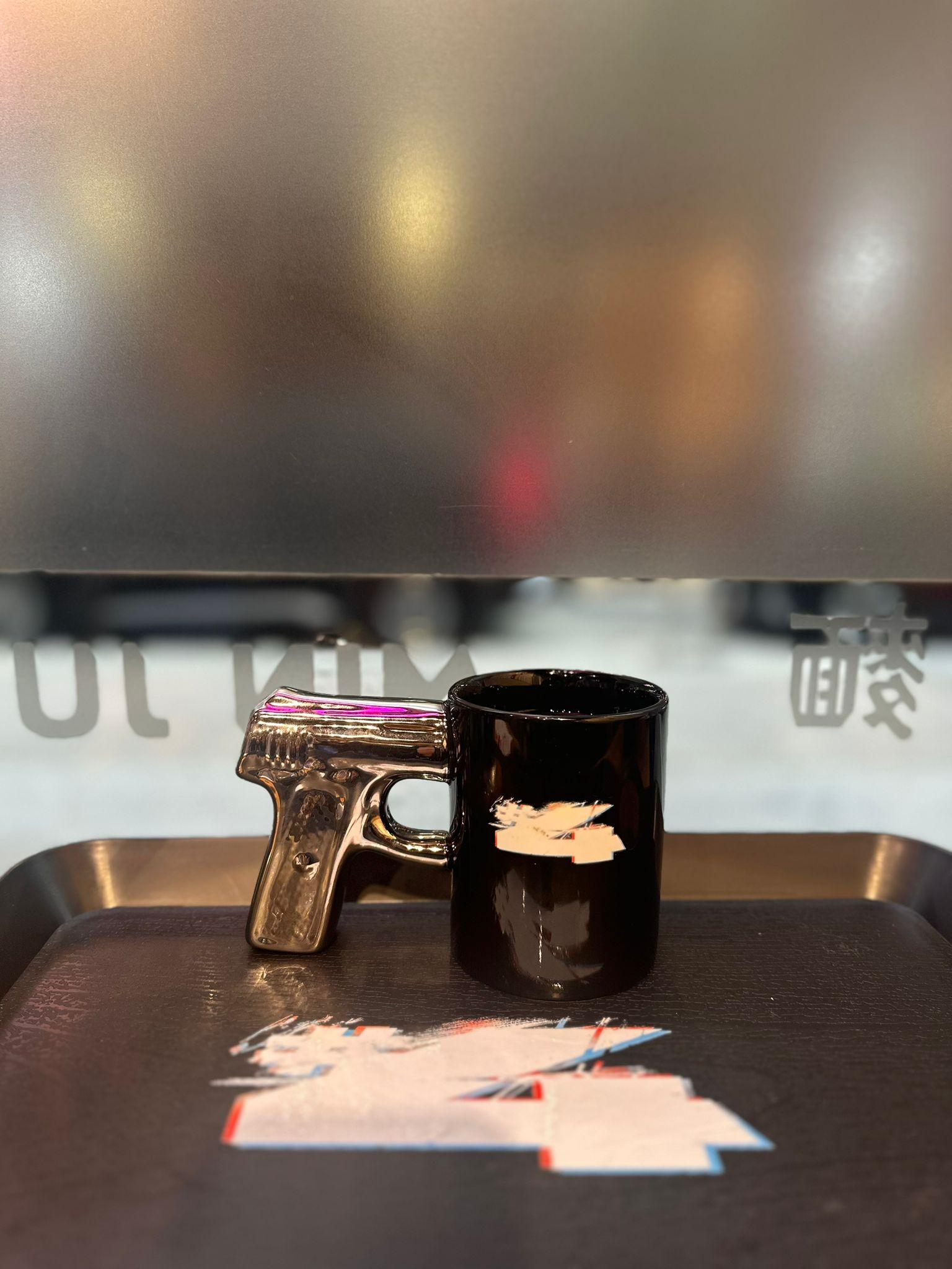 車仔麵店麵尊銅鑼灣店,限定推出**「4號餐」。