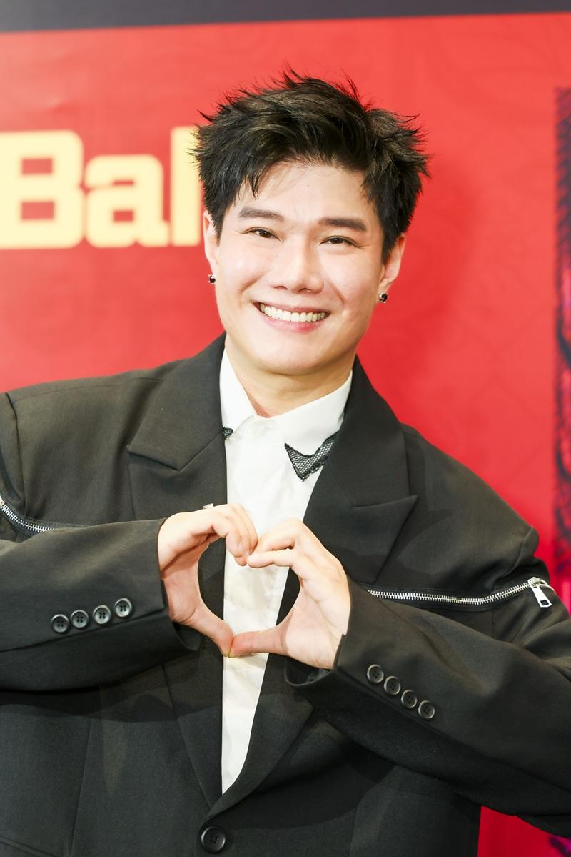 與辰表示在演唱會用最大努力送給粉絲驚喜。