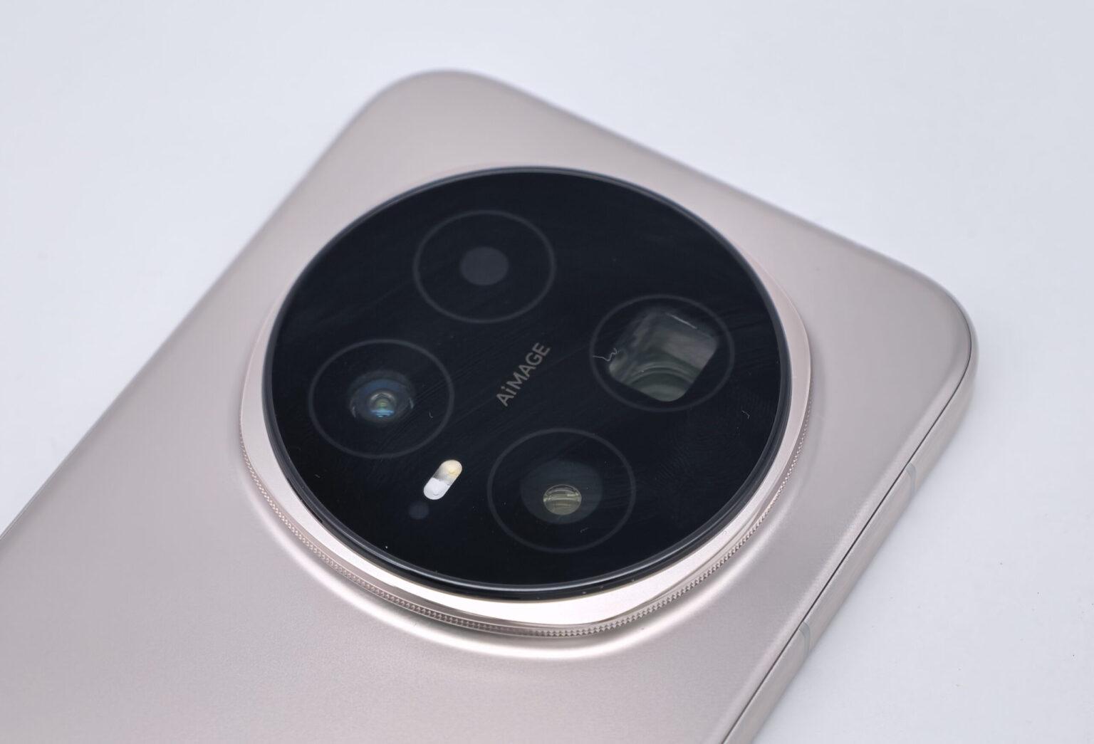 HONOR Magic8 Pro 主打業界首創的 2億像 AI 夜間長焦鏡頭。