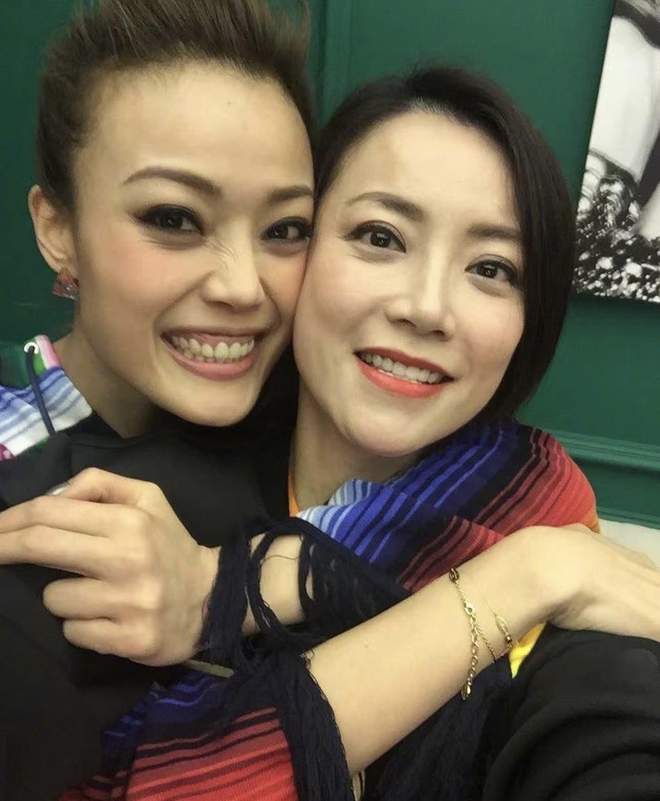 霍汶希指當年簽容祖兒成為旗下藝人,可謂披荊斬棘乘風破浪。