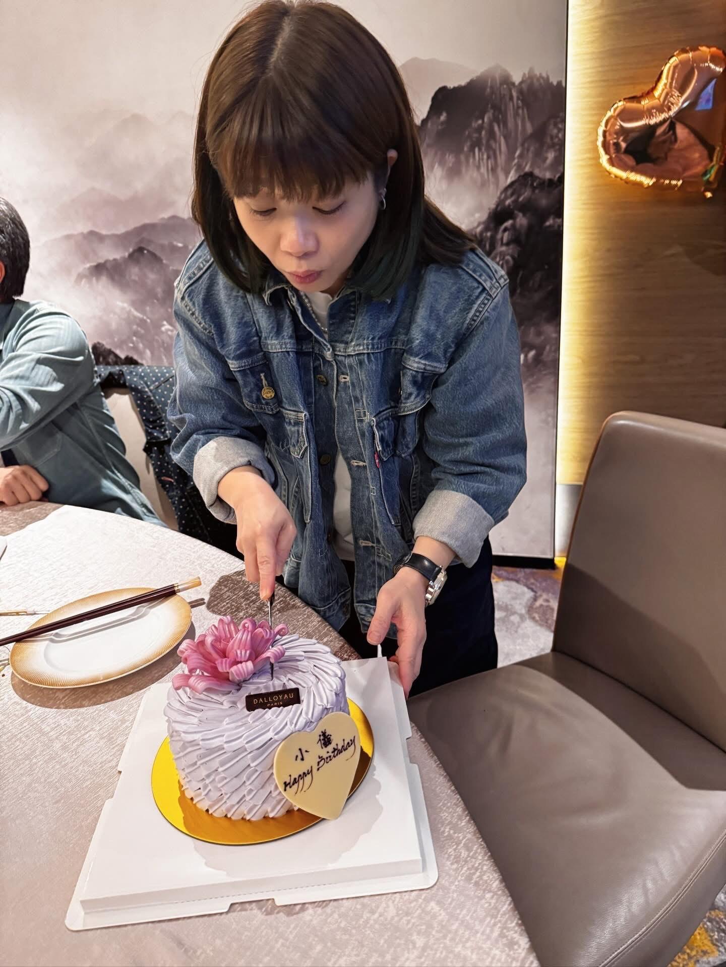 阮小儀早前裸辭離開服務30年的商台。